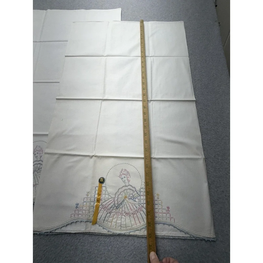 Vintage Hand Embroidered Pillowcases Set 2 Lady Fan White Standard PTA Pin